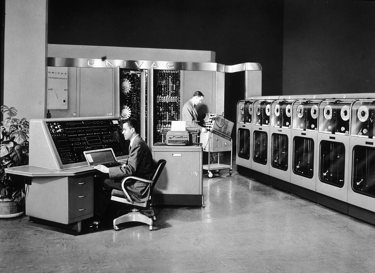 UNIVAC I, primeiro computador comercial dos Estados Unidos